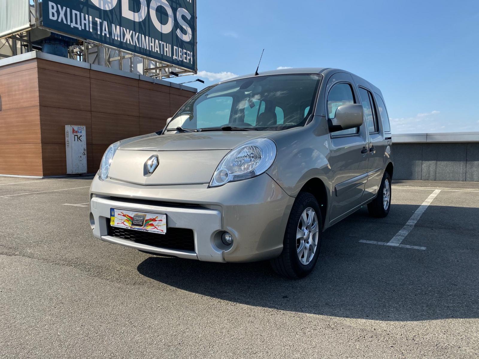 66 квт. Renault Kangoo 2010. Рено Кангу 2010 года.