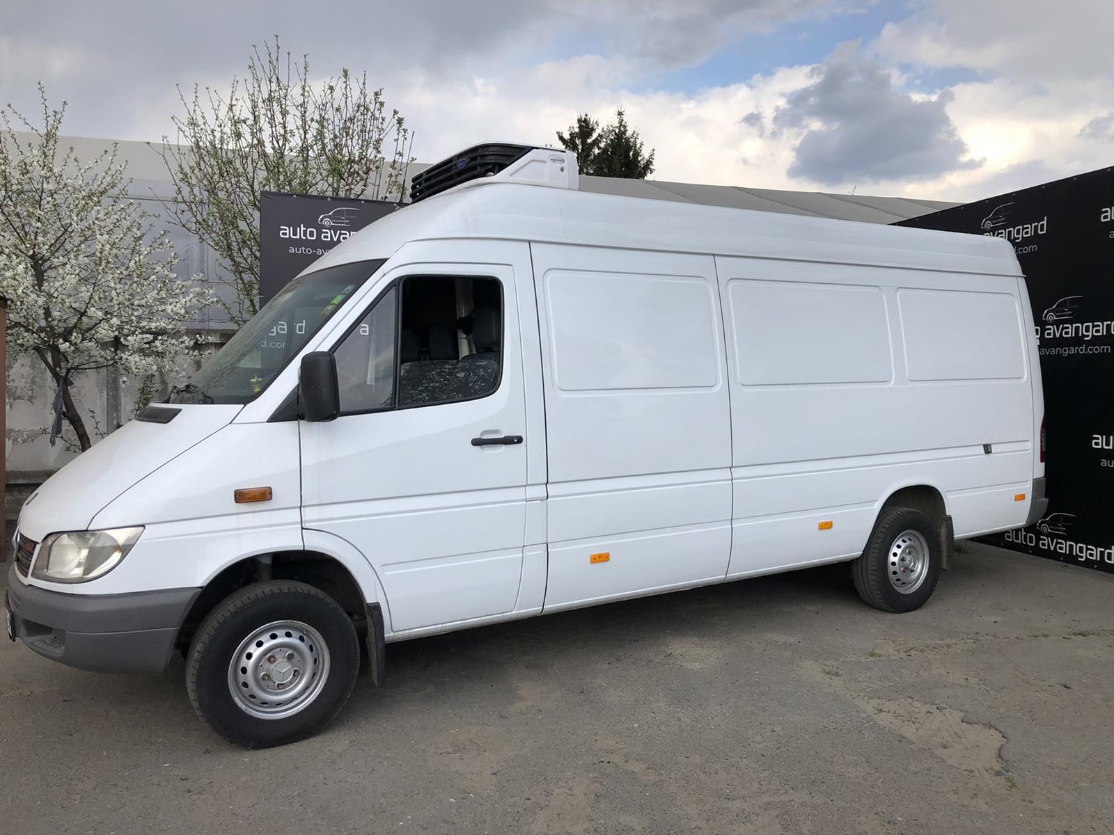 Mercedes-Benz Sprinter 🚚 2006р. 92кВт Дизель купить в Авто-Авангард, цена  11000 USD